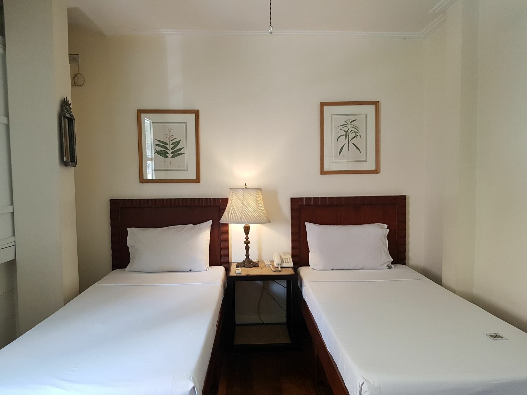 Charming La Casita Mercedes, 5Br And 5Tb For Family And Friends Staycation Макати Экстерьер фото